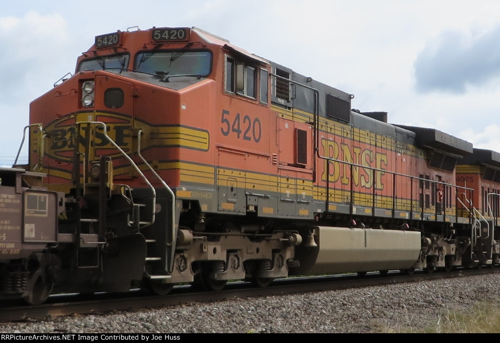 BNSF 5420